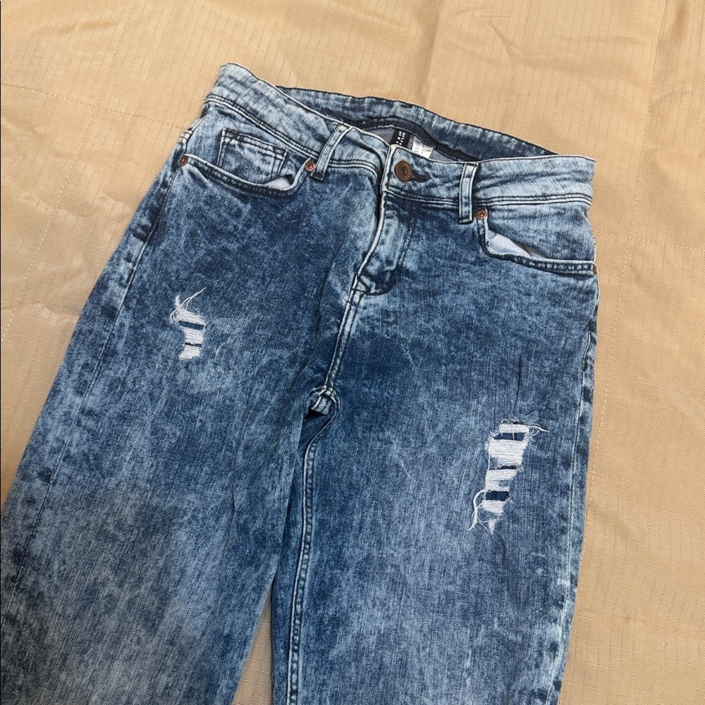 Divided H&M Ripped Jeans Stretch - Picture 3 of 11